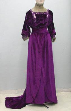 Primera imagen del registro Traje