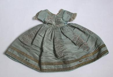 Primera imagen del registro Vestido (prenda principal)