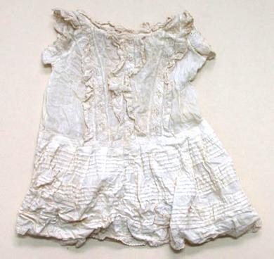 Primera imagen del registro Vestido (niña)