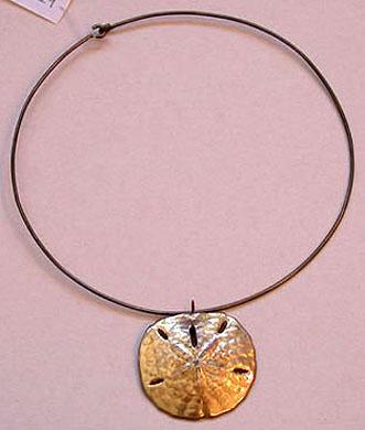 Primera imagen del registro Collar (accesorio de vestir)