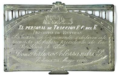 Primera imagen del registro Placa conmemorativa al Presidente Arturo Alessandri Palma del personal de tracción de Ferrocarriles