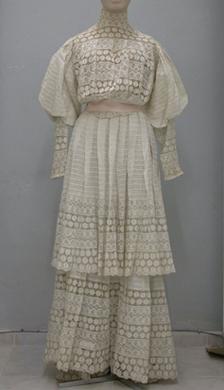 Primera imagen del registro Traje