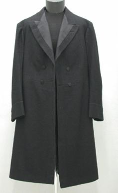 Primera imagen del registro Abrigo (vestuario)