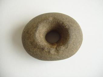 Primera imagen del registro Piedra horadada
