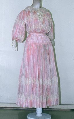 Primera imagen del registro Vestido (niña)