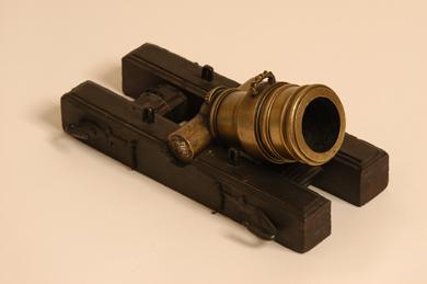 Primera imagen del registro Maqueta cañón de costa