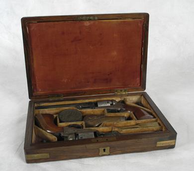 Primera imagen del registro Caja de arma