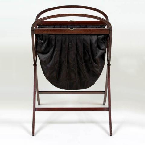 Primera imagen del registro Costurero (mueble)