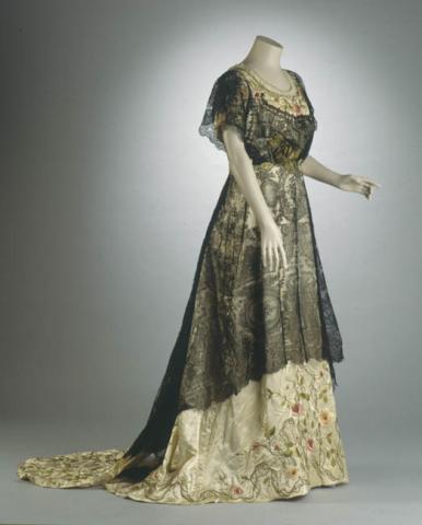 Primera imagen del registro Vestido (prenda principal)