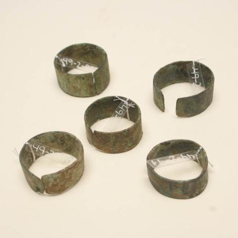 Primera imagen del registro Anillo (joya)