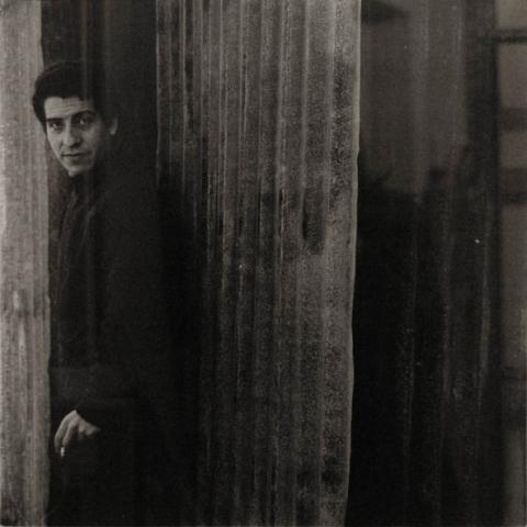 Primera imagen del registro Víctor Jara, de la serie "Ropa Tendida"