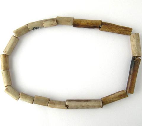 Primera imagen del registro Collar (accesorio de vestir)
