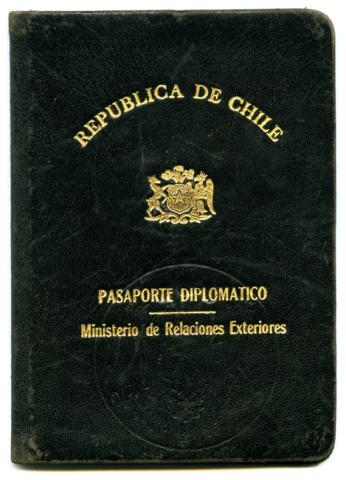 Primera imagen del registro Pasaporte Diplomático de Rosa Markmann