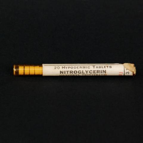 Primera imagen del registro Frasco de medicina