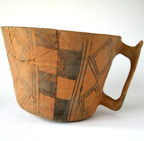 Primera imagen del registro Taza (arqueológica y etnográfica)