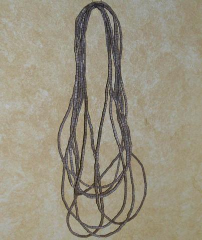 Primera imagen del registro Collar (accesorio de vestir)