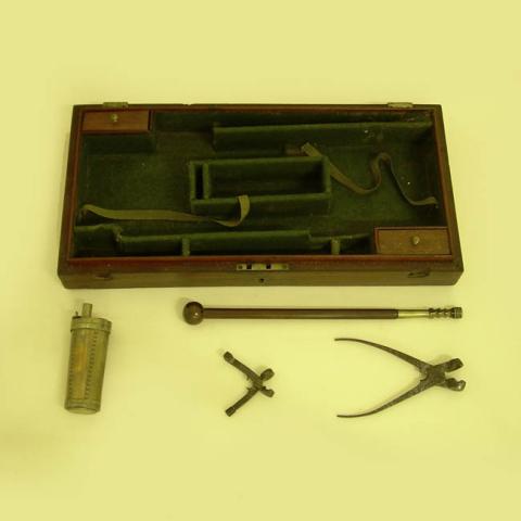 Primera imagen del registro Caja de arma