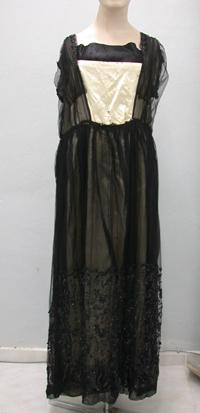 Primera imagen del registro Vestido (prenda principal)