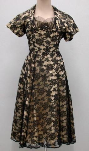 Primera imagen del registro Vestido (prenda principal)