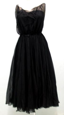 Primera imagen del registro Vestido (prenda principal)