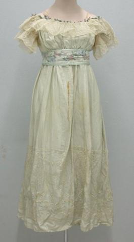 Primera imagen del registro Vestido (prenda principal)
