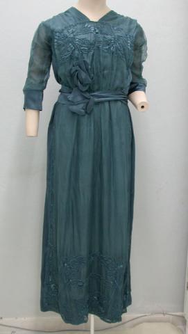Primera imagen del registro Vestido (prenda principal)