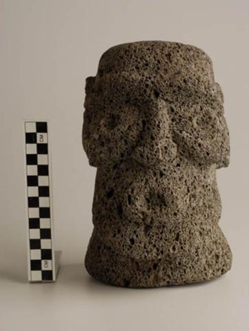 Primera imagen del registro Moai