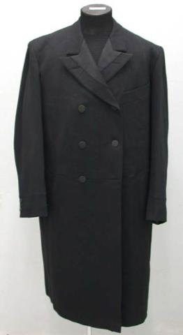 Primera imagen del registro Abrigo (vestuario)