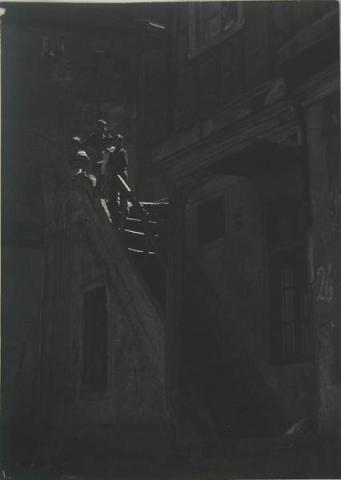 Primera imagen del registro El sol en la escalera