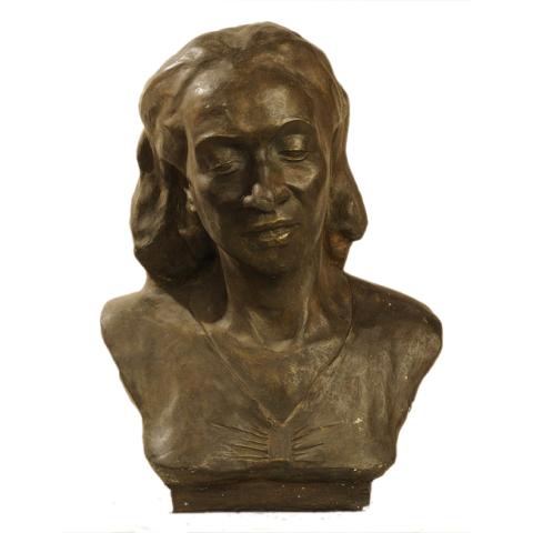 Primera imagen del registro Busto de María Luisa Sepúlveda M.