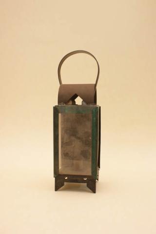 Primera imagen del registro Farol (artefacto de iluminación)