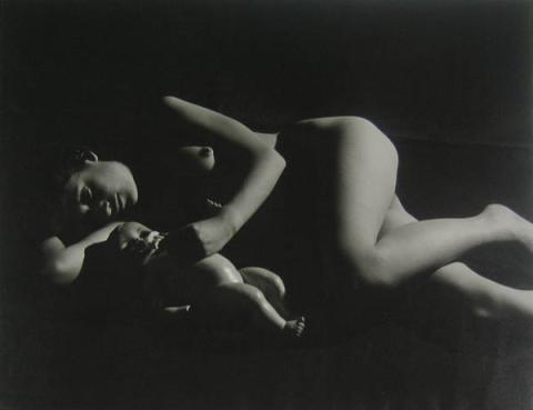 Primera imagen del registro Desnudo y muñeco