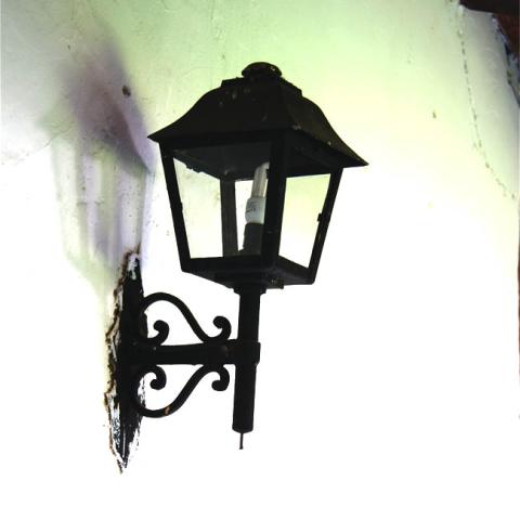 Primera imagen del registro Farol (artefacto de iluminación)