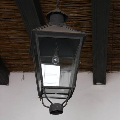 Primera imagen del registro Farol (artefacto de iluminación)