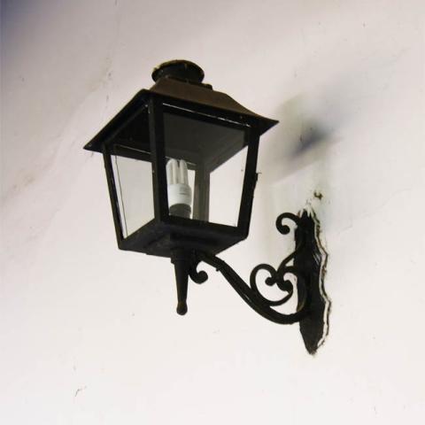 Primera imagen del registro Farol (artefacto de iluminación)