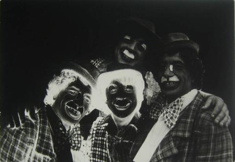 Primera imagen del registro La Troupe