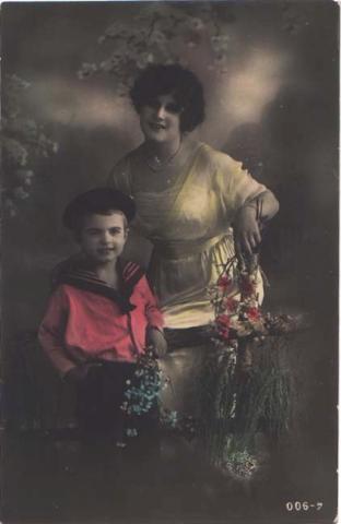 Primera imagen del registro Mujer y Niño