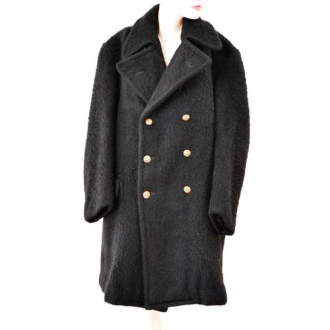 Primera imagen del registro Abrigo (vestuario)