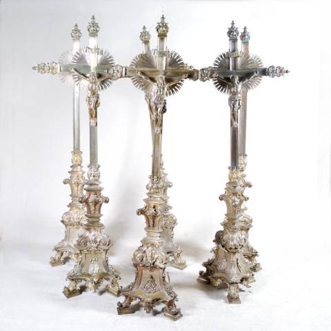 Primera imagen del registro Crucifijo de altar