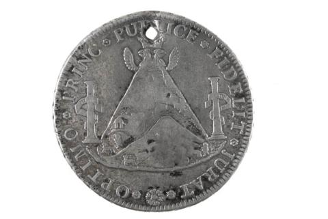 Primera imagen del registro Medalla conmemorativa a la jura de Fernando VII en la ciudad de Potosí