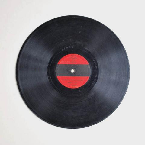 Primera imagen del registro Canción de la Falange-General franco