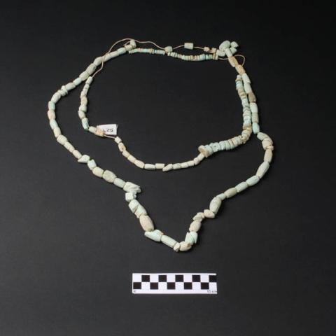 Primera imagen del registro Collar (accesorio de vestir)