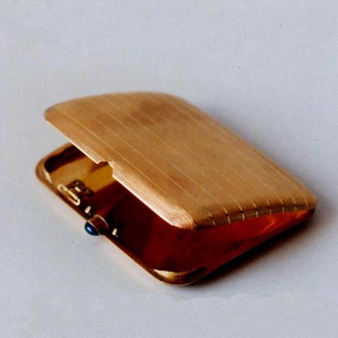 Primera imagen del registro Cigarrera