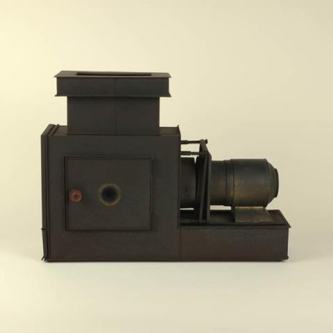 Primera imagen del registro Proyector (imágenes)