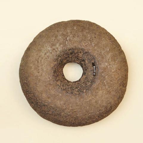 Primera imagen del registro Piedra horadada