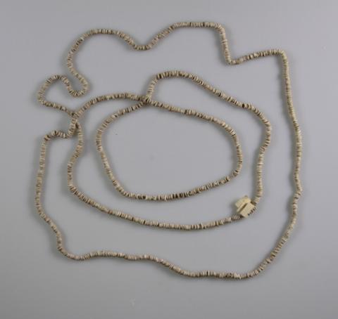 Primera imagen del registro Collar (accesorio de vestir)