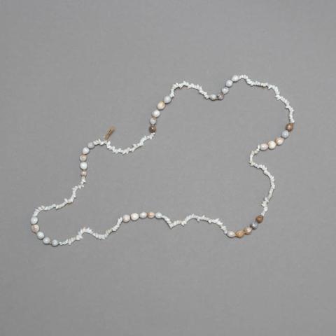Primera imagen del registro Collar (accesorio de vestir)