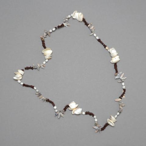 Primera imagen del registro Collar (accesorio de vestir)