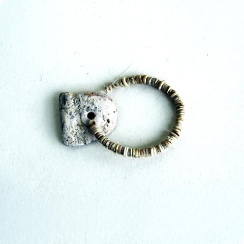 Primera imagen del registro Collar (accesorio de vestir)