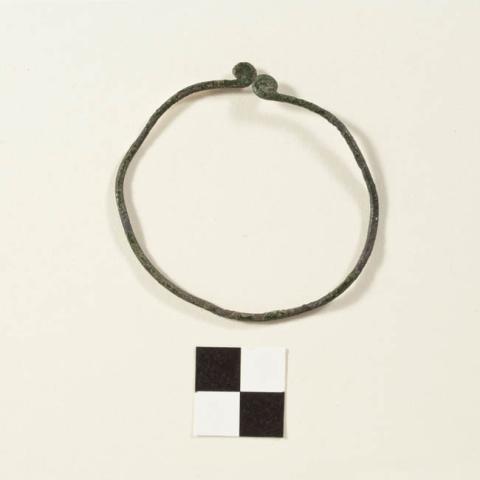 Primera imagen del registro Arete (joya)
